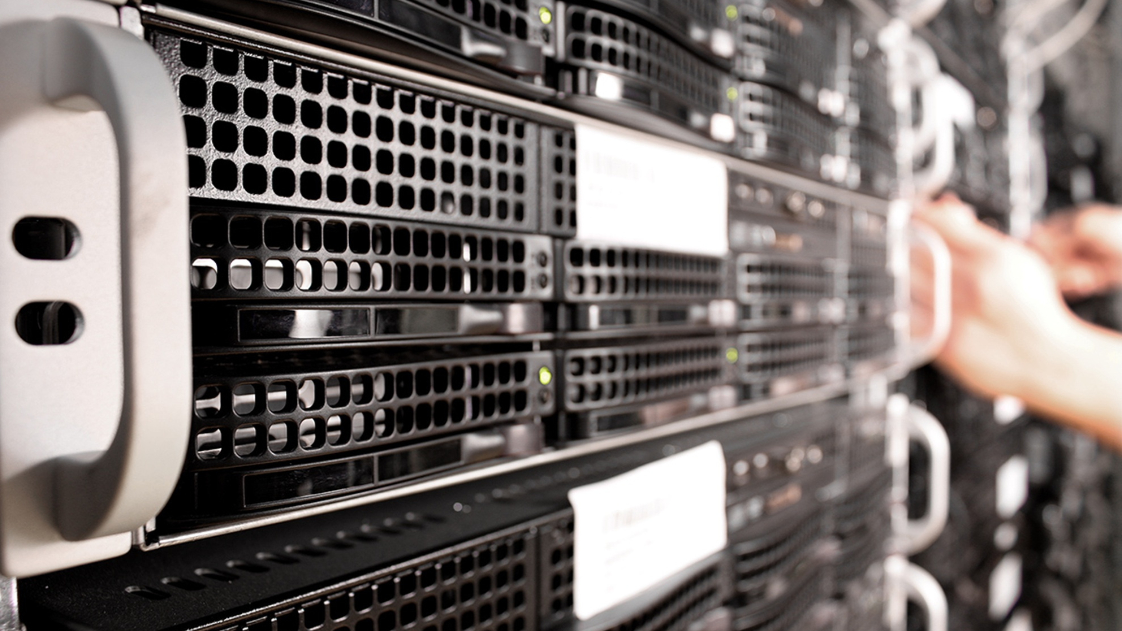 Cloud-Based Network Management: Revolutionizing Business Connectivity